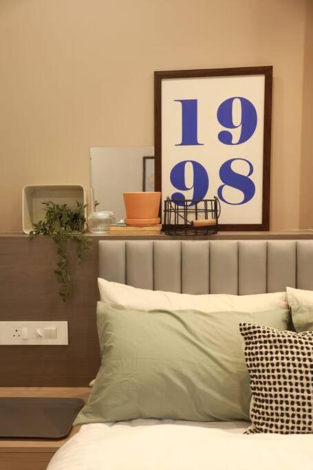 Apartament Downtown 2 And Half Bhk Appt Mahalaxmi, 1201 *